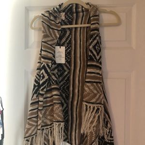 Tan and black cardigan vest NWT